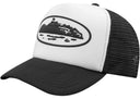 Corteiz Island Puff Print Trucker Hat White/Black one-kickz