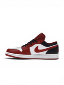 Jordan 1 Low Bulls one-kickz