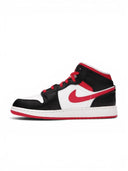 Jordan 1 Mid Very Berry GS one-kickz