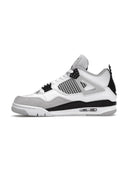 Jordan 4 Retro Military Black one-kickz