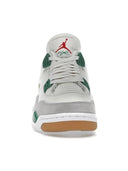 Jordan 4 Retro SB Pine Green one-kickz