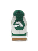 Jordan 4 Retro SB Pine Green one-kickz