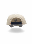 Gorra New Era 9Forty A-Frame NY Yankees de One Kickz en color crema y azul marino con cierre ajustable trasero
