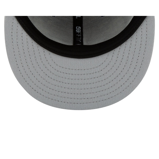 New Era New York Yankees Blackout Basic 59FIFTY Fitted Hat