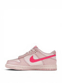 Nike Dunk Low Triple Pink GS one-kickz