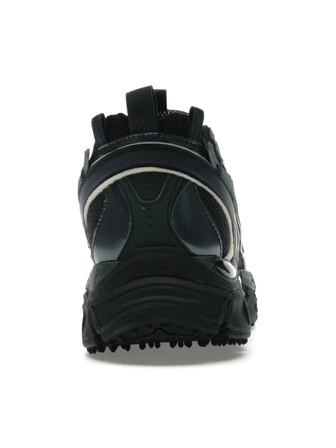 OFF-WHITE Be Right Back Black