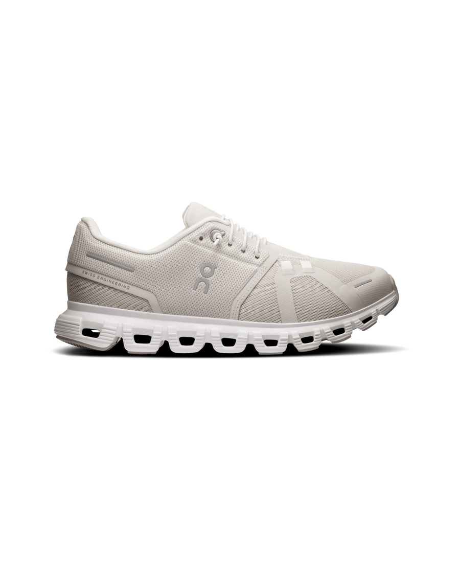 On Cloud 6 Wide Pearl / White Women