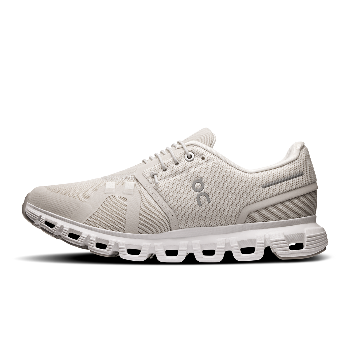 On Cloud 6 Wide Pearl / White Women