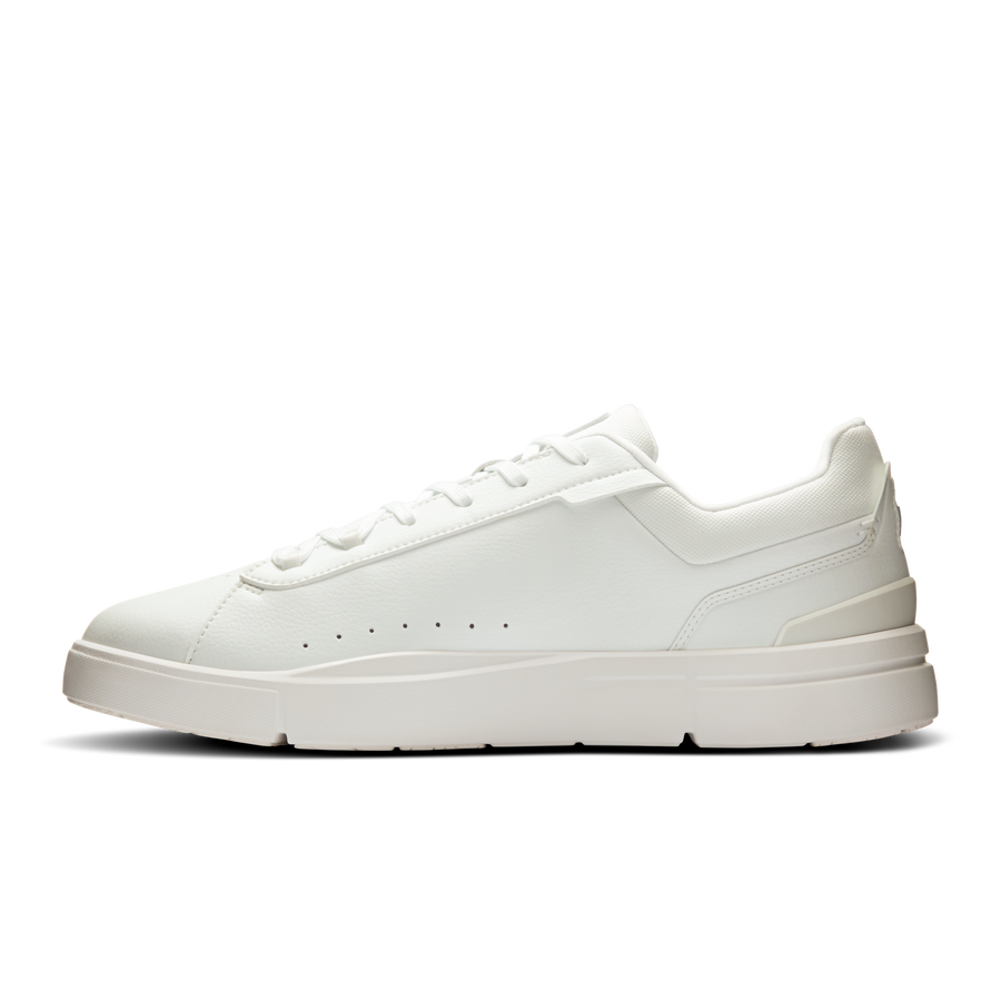 On THE ROGER Advantage White / White