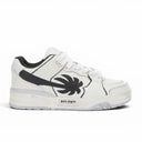 One Kickz Palm Angels Venice Worn Out sneakers, blancas y negras, con logo de palmera y efecto desgastado.