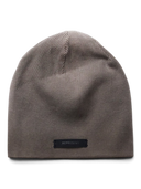 Gorro One Kickz Represent de punto waffle en color marrón vintage con parche de cuero y ajuste holgado