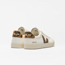 Veja Campo Leather White Camel Wild Country