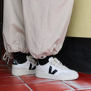 Veja V-90 Leather White Black
