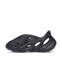 adidas Yeezy Foam RNR Carbon one-kickz