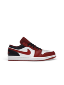 Jordan 1 Low Bulls