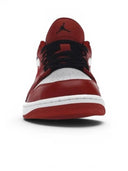Jordan 1 Low Bulls