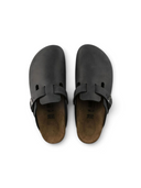 Zuecos One Kickz Birkenstock Boston en cuero nubuck aceitado negro con plantilla de corcho y hebilla ajustable