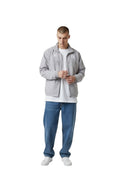 Chaqueta deportiva One Kickz Supreme Umbro gris claro con detalles de pedrería y cierre frontal