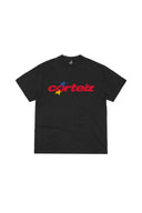 Camiseta negra One Kickz Corteiz Stars con logo gráfico de estrellas en azul, rojo y amarillo en el pecho