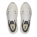 Zapatillas One Kickz On Running Cloudtilt en color blanco grain, vista superior de calzado deportivo técnico.